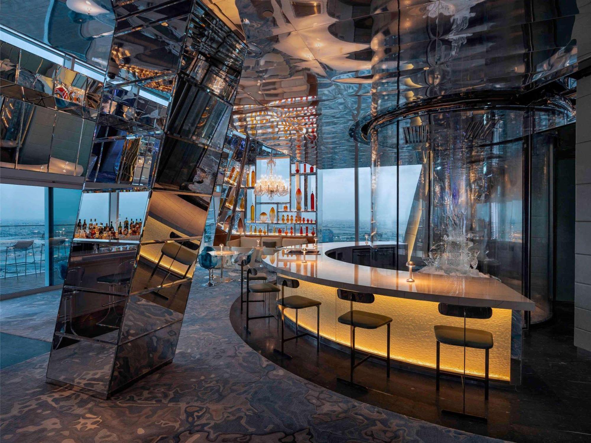 Hotel Fairmont Doha à Lusail Extérieur photo The bar at the 101 Sky Bar