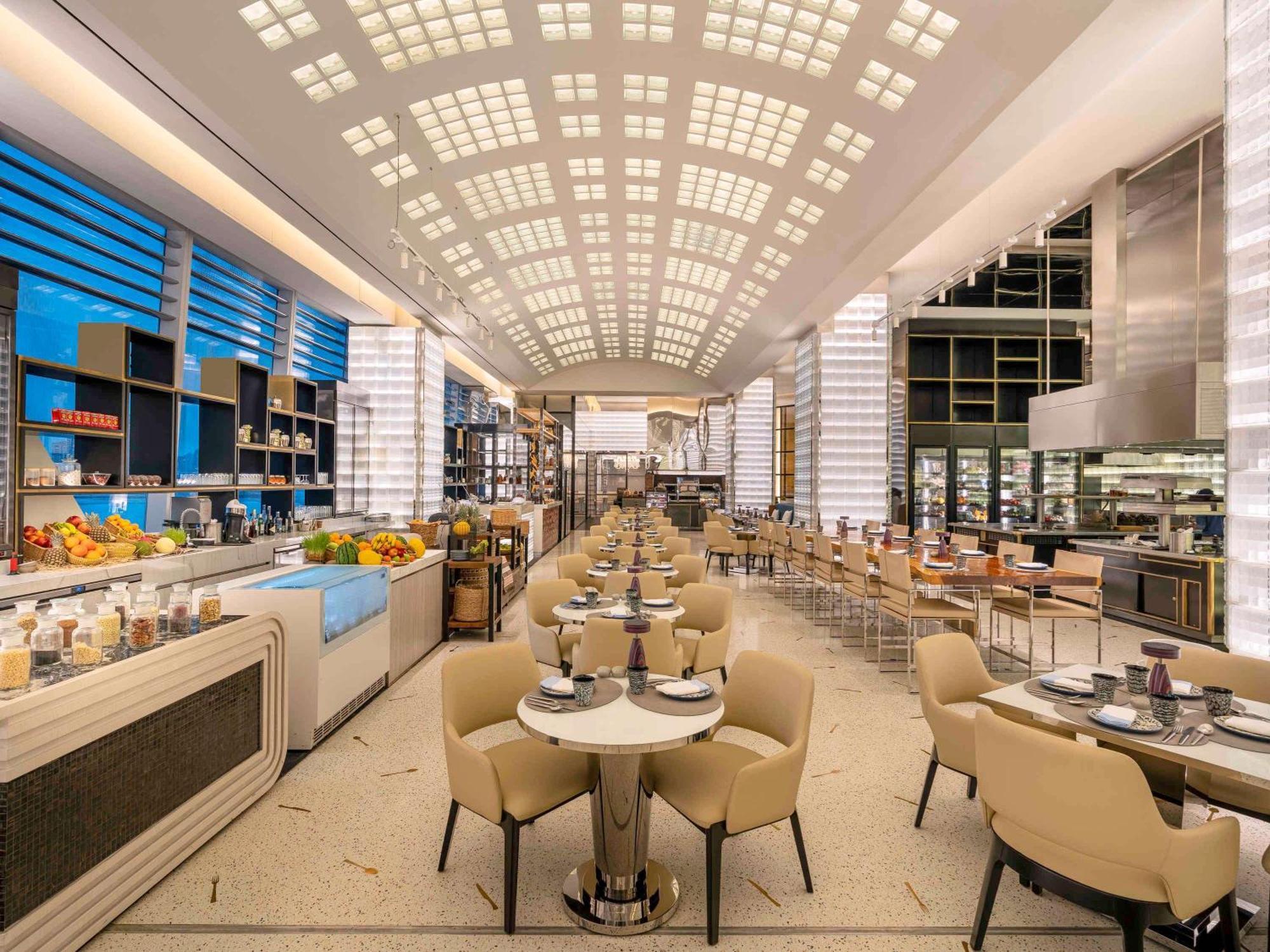 Hotel Fairmont Doha à Lusail Extérieur photo The Café